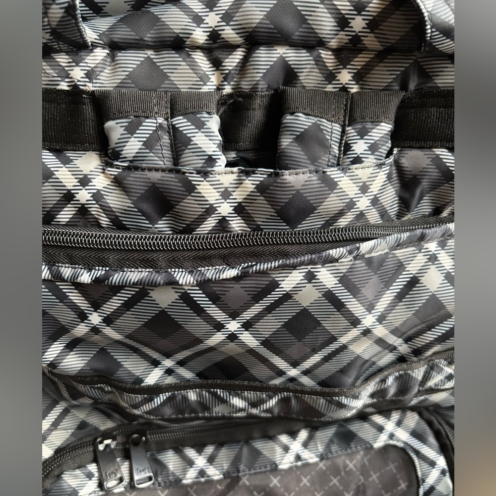 Lug Boxer 2 Convertible Overnight Bag-Plaid Grey-NWOT - Picture 6 of 13